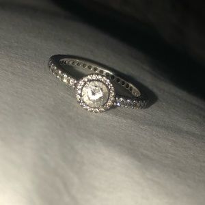 Pandora Ring